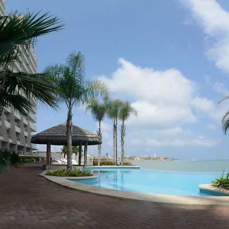 Lindo Departamento Al Pie De Playa Edificio Torre Oceanica Daire Salinas  Dış mekan fotoğraf