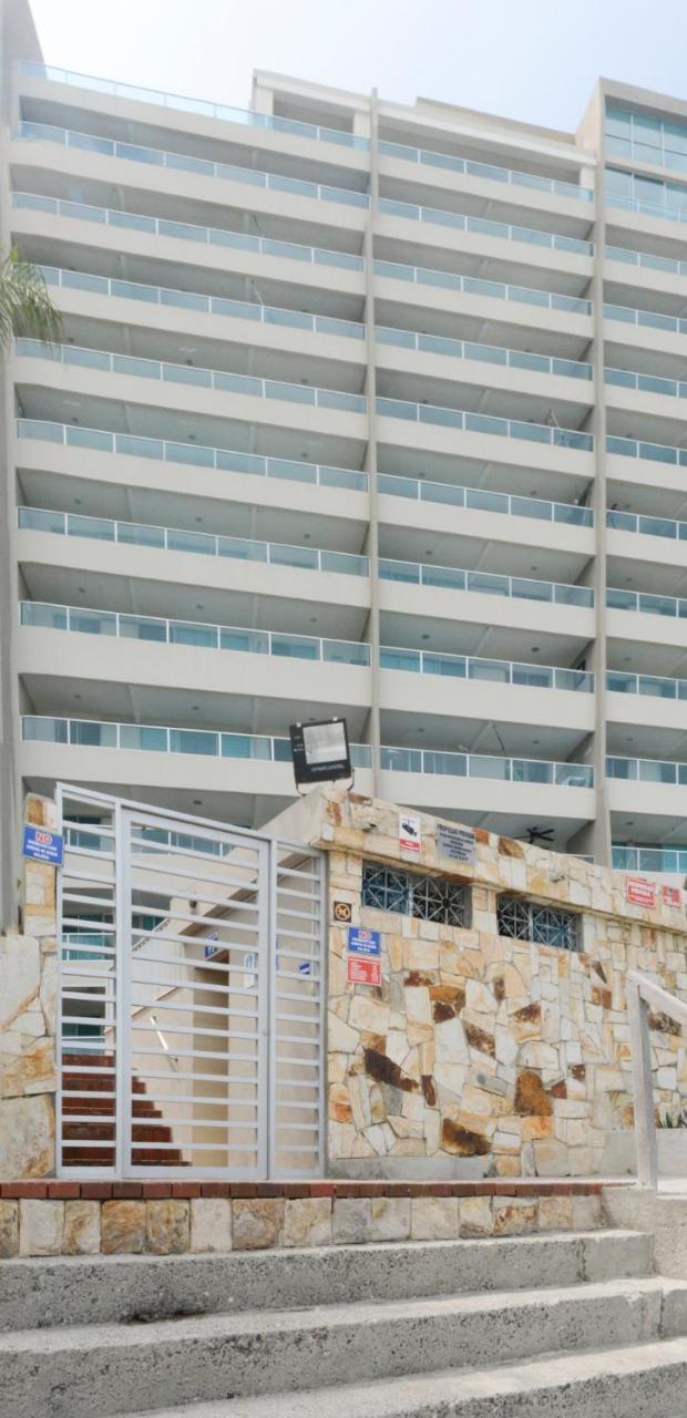 Lindo Departamento Al Pie De Playa Edificio Torre Oceanica Daire Salinas  Dış mekan fotoğraf