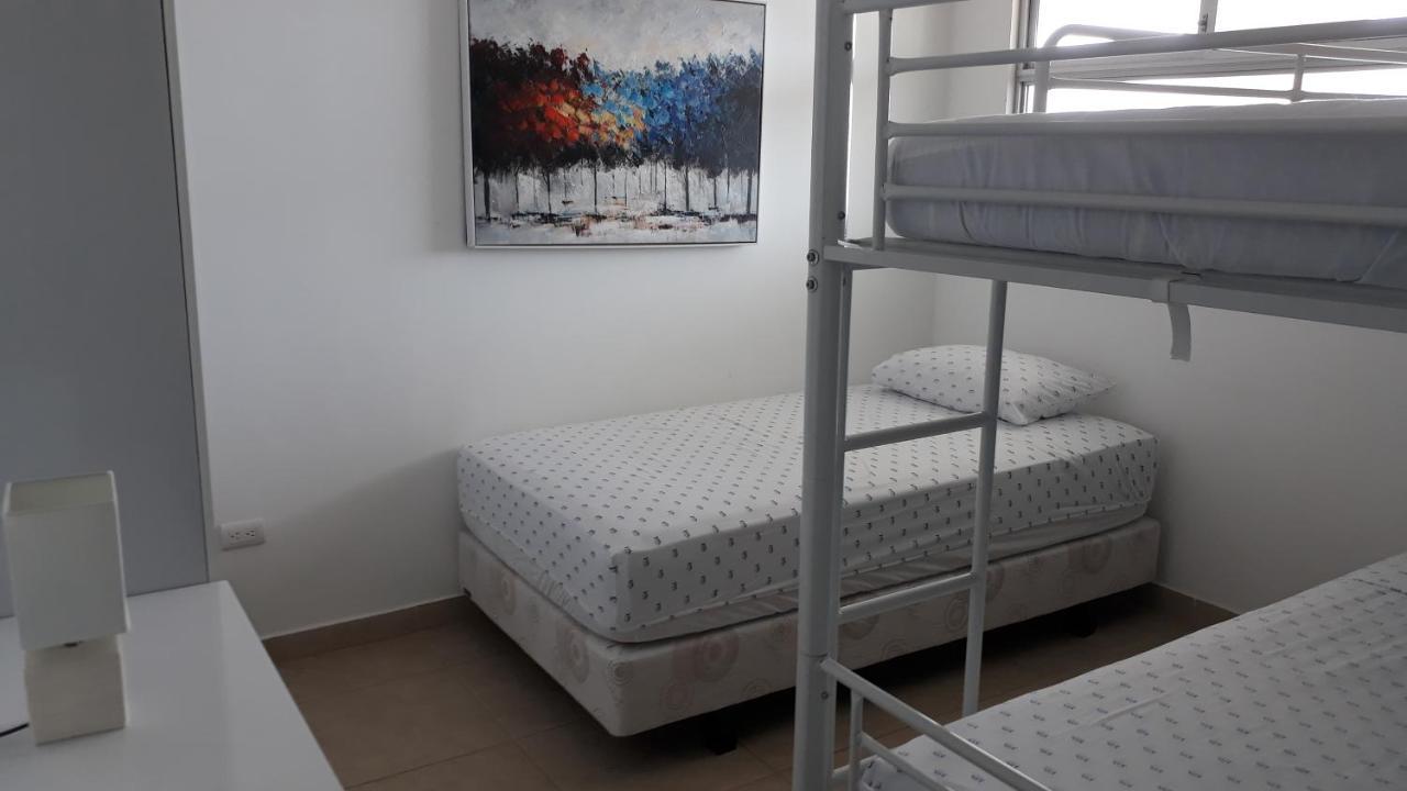 Lindo Departamento Al Pie De Playa Edificio Torre Oceanica Daire Salinas  Dış mekan fotoğraf